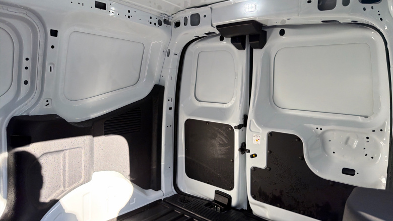 Ford Transit Courier E-Transit Courier 100kW 43kWh Trend Van Auto